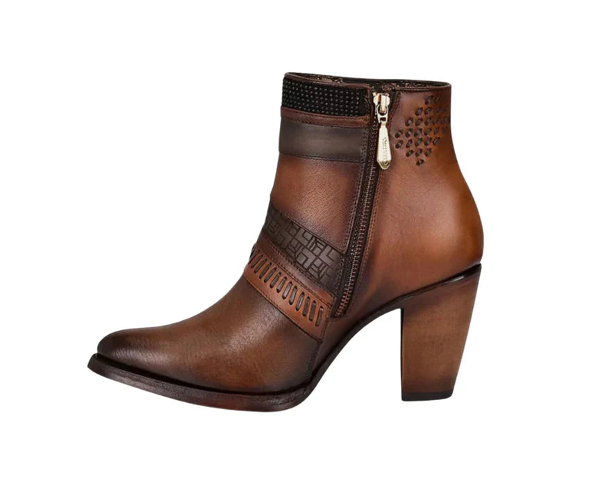 Cuadra LD Honey Laser & Woven Round Toe