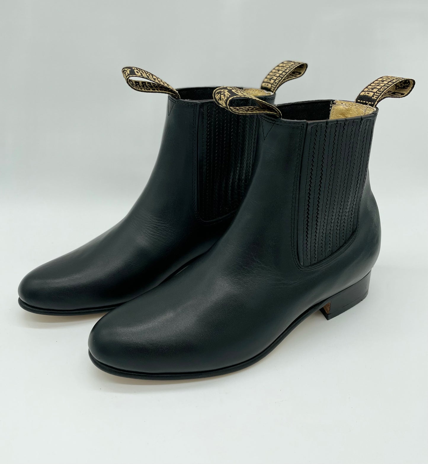 Botin Charro Black El Besserro