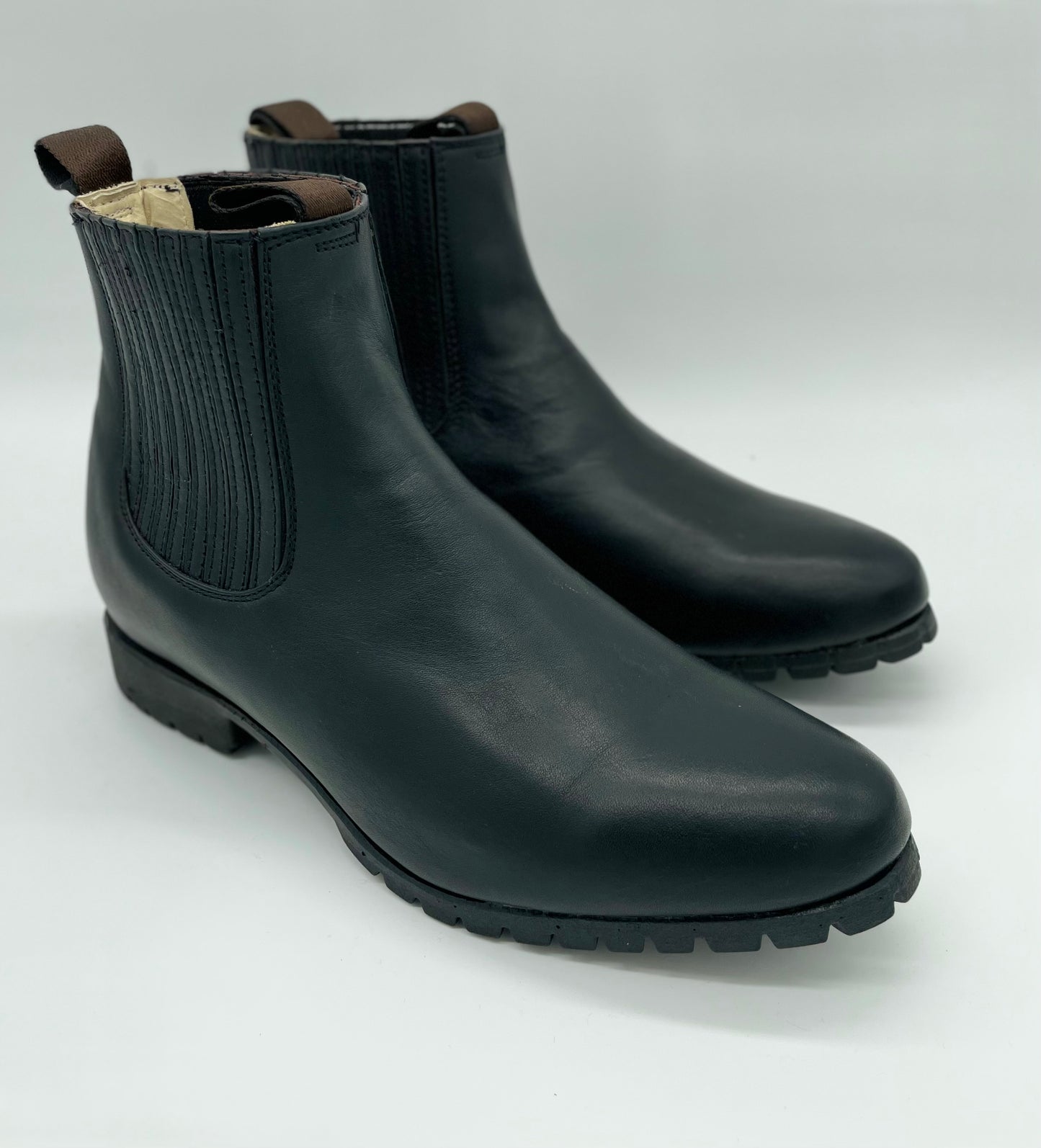 Botin Charro Black Suela Tractor